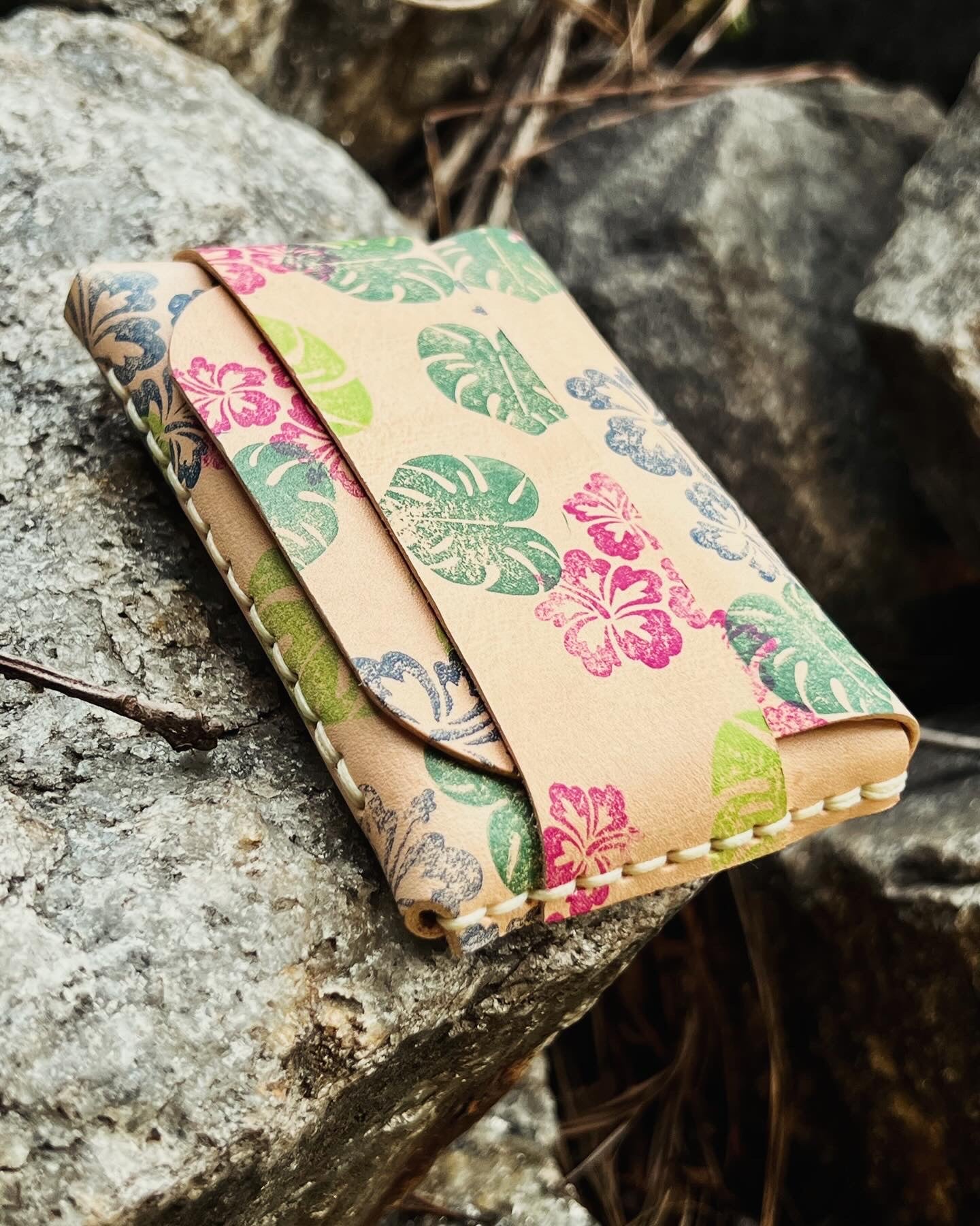 Fahey Wallet (Hawaiian)